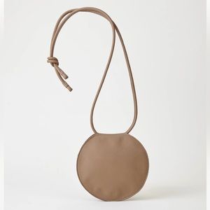 Are Studio Disc Bag in Sand